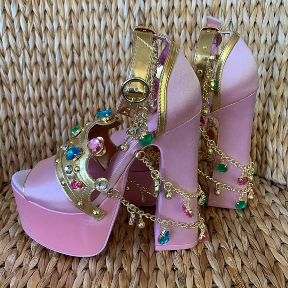 New Sugar Thrillz x Dolls Kill Crowned Charmer Platform Heels - Picture 3 of 4
